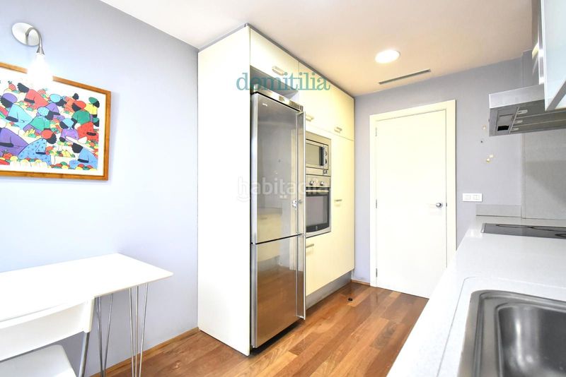 Foto 814a6d74-c176-4c5b-904c-b9f21198493d. Rent duplex with heating parking in Centre Sabadell