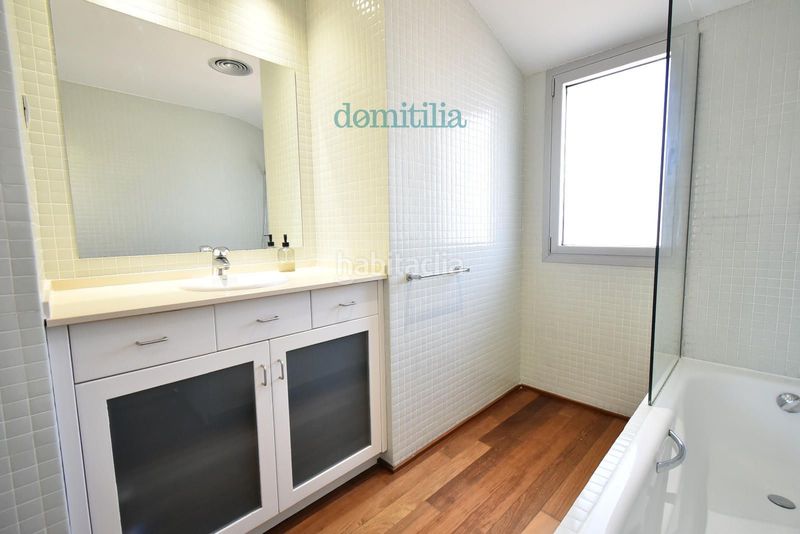 Foto adad05af-f7c0-4c80-b748-1376021576cf. Rent duplex with heating parking in Centre Sabadell