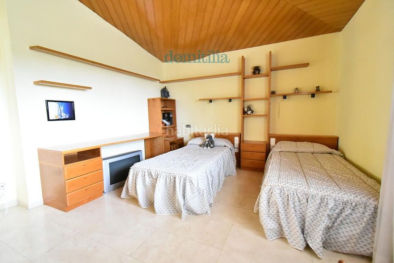 Foto c657f6ff-8e40-4e41-8cc1-294330d53c25. Chalet espectacular chalet en Eixample - Can Bogunyà Castellar del Vallès