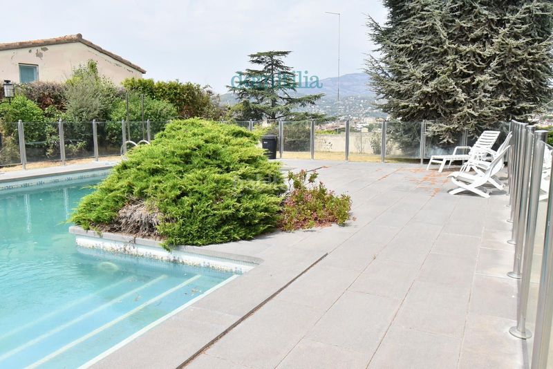 Foto cf9b82e9-d0be-4d3b-831f-53672d78528a. Chalet espectacular chalet en Eixample - Can Bogunyà Castellar del Vallès