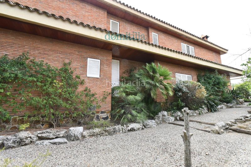 Foto d083e132-2641-44a5-aa22-87b87303e079. Chalet espectacular chalet en Eixample - Can Bogunyà Castellar del Vallès