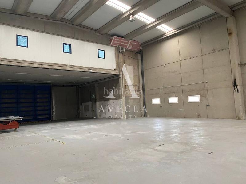 Foto 1367047b-e07f-427e-871c-6146fa496ec0. Rent industrial building in ciencies 90 in Santa Eulàlia Hospitalet de Llobregat (L´)