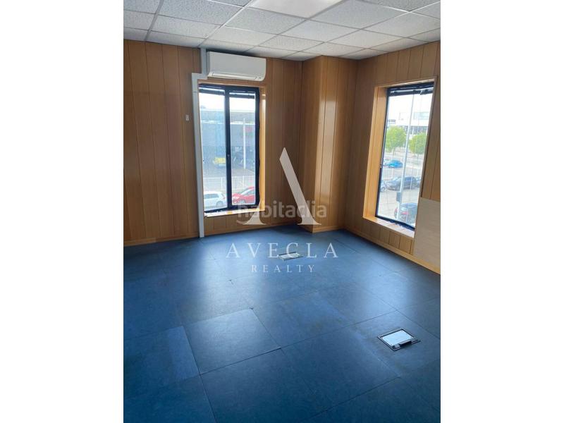 Foto b7377800-06e4-499f-821c-f973f199c7c1. Rent industrial building in ciencies 90 in Santa Eulàlia Hospitalet de Llobregat (L´)