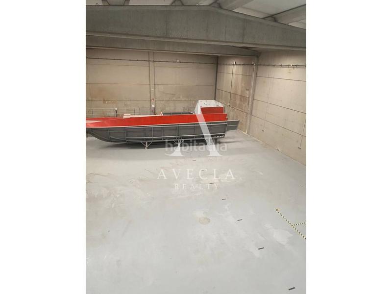 Foto c6d2db75-c6bc-4fe3-9119-d830afb568d9. Rent industrial building in ciencies 90 in Santa Eulàlia Hospitalet de Llobregat (L´)