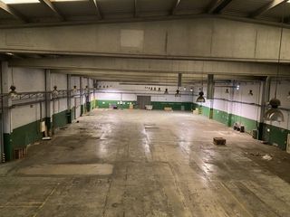 Miete Fabrikhalle in Av. pep ventura 6. Nave industrial en alquiler en les torres-ca n'alzamora