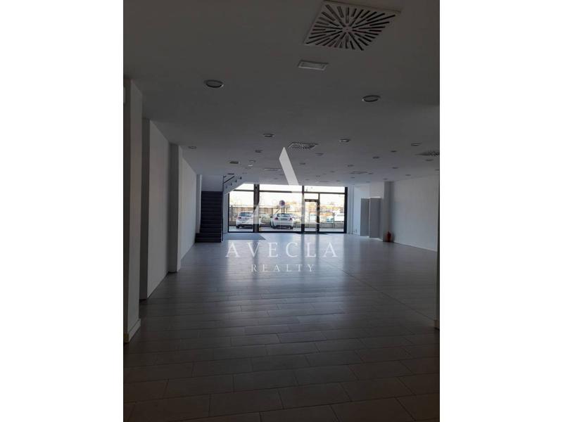 Foto 0d11b8e8-972c-41a2-99bd-ed911fd88ffa. Rent business premise in nord 2 in Roquetes-Can Magí Sant Cugat del Vallès