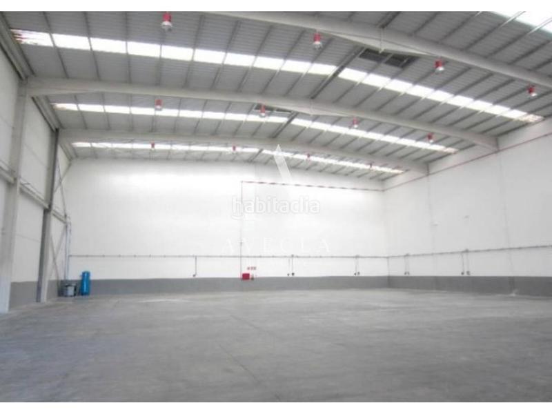 Foto 9cbf59e3-7d90-4dd0-8d80-440452d28661. Alquiler nave industrial en de cal lluquer 10 nave logística en alquiler en el prat de llobregat en Prat de Llobregat (El)