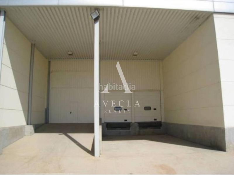 Foto ec37fd7b-eb0d-4664-9af2-a19f99d602b9. Alquiler nave industrial en de cal lluquer 10 nave logística en alquiler en el prat de llobregat en Prat de Llobregat (El)