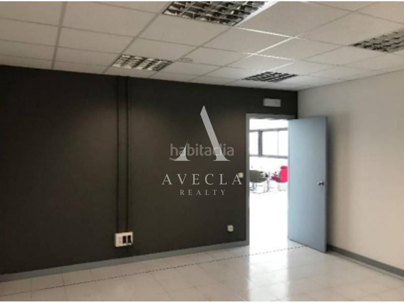 Foto 11c2edff-4f63-463b-8aff-9e03e89477b2. Rent industrial building in de cal lluquer 10 in Eixample Sud - La Barceloneta Prat de Llobregat (El)