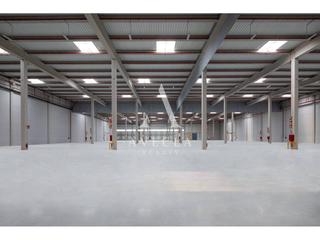 Miete Fabrikhalle in De sant martí 68. Nave industrial en alquiler en martorelles