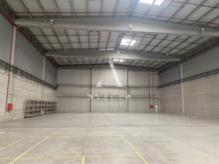 Miete Fabrikhalle in Número 3. Nave industrial en alquiler en en zona franca  port barcelona