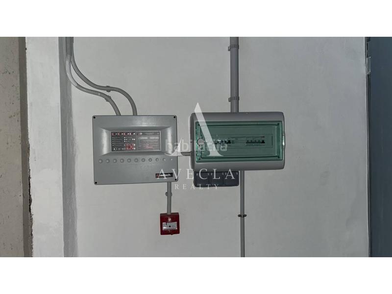 Foto 00dd5b58-ce7a-45e3-933b-99e0c48582b2. Alquiler nave industrial en del dr. fleming 52 nave industrial en alquiler en Barberà del Vallès