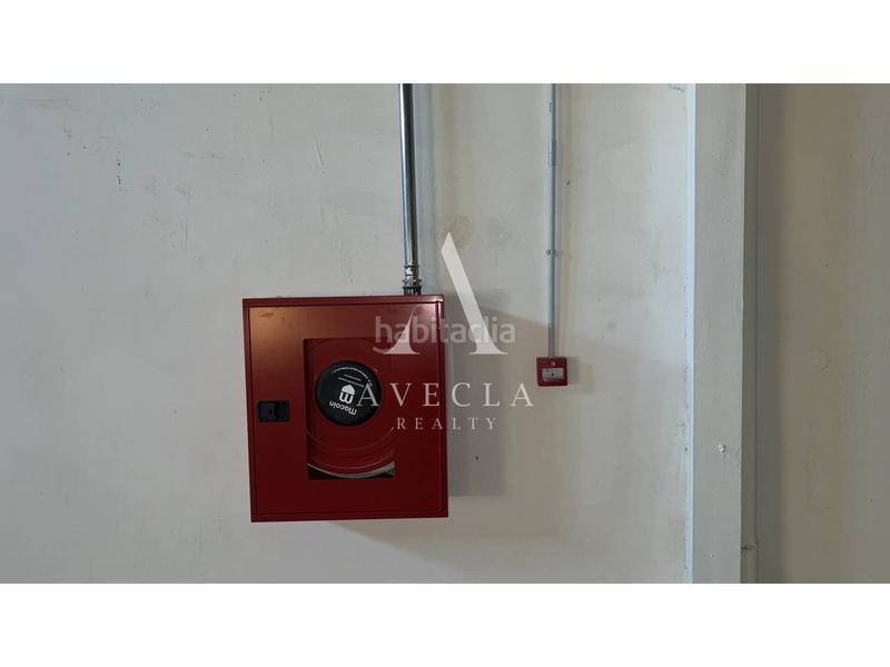 Foto ffd08c24-e336-40b7-9710-b6beeb2013d9. Alquiler nave industrial en del dr. fleming 52 nave industrial en alquiler en Barberà del Vallès