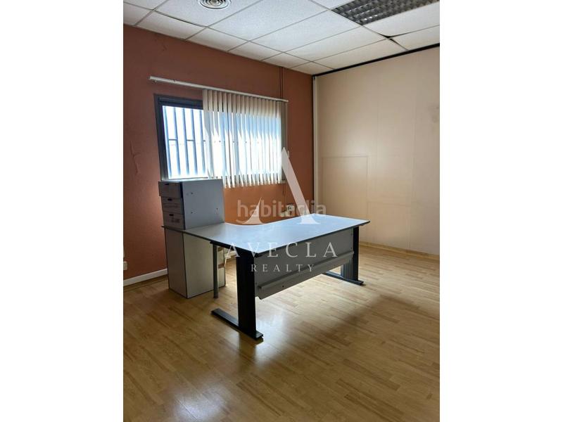 Foto 6af1d73a-6d92-48e8-bab7-065d05e1f257. Miete fabrikhalle in mercuri 1 in Can Parellada Terrassa