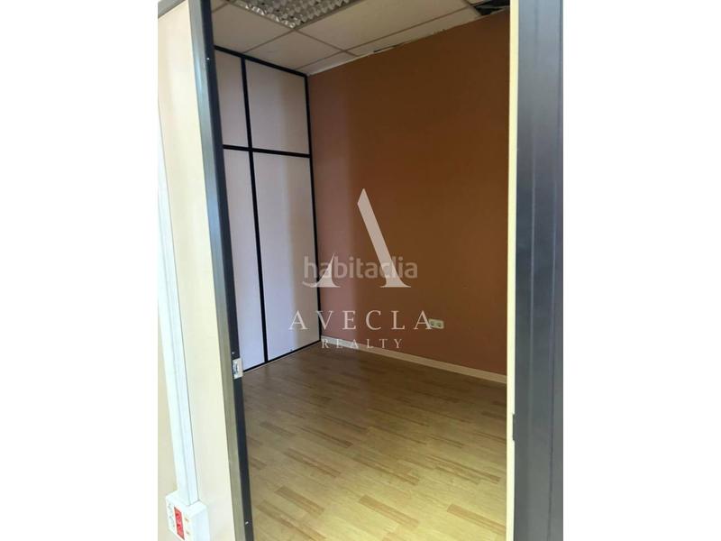 Foto b437eb36-47f3-4102-8d31-d012ea4d2ca1. Miete fabrikhalle in mercuri 1 in Can Parellada Terrassa