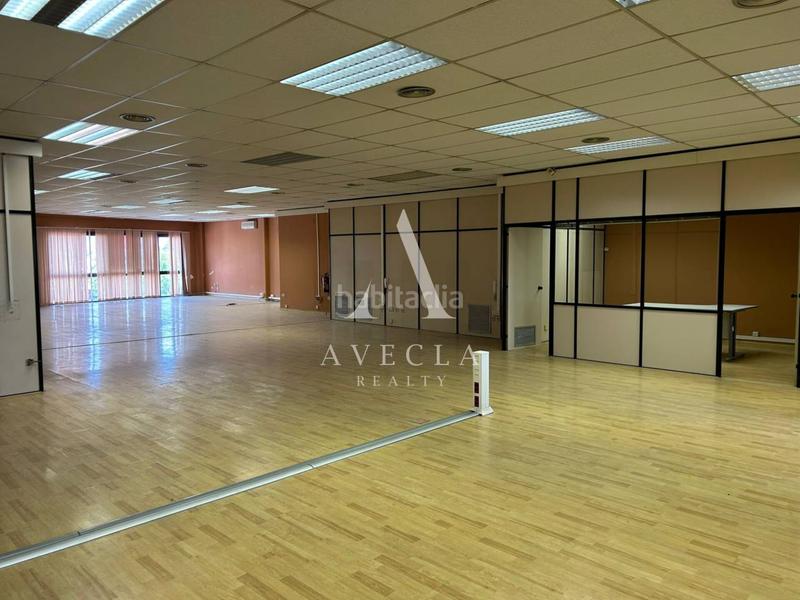 Foto c7d50851-a280-40ef-91e0-779e3265ec35. Miete fabrikhalle in mercuri 1 in Can Parellada Terrassa