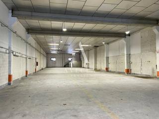 Lloguer Nau industrial a Mercuri 1. Nave en alquiler y venta en terrassa