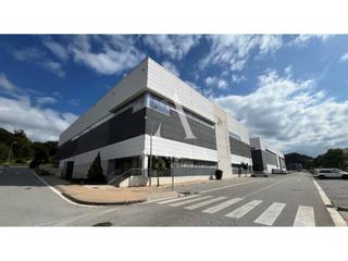 Miete Fabrikhalle in Tecnlogia n. Nave industrial en alquiler en llinars park