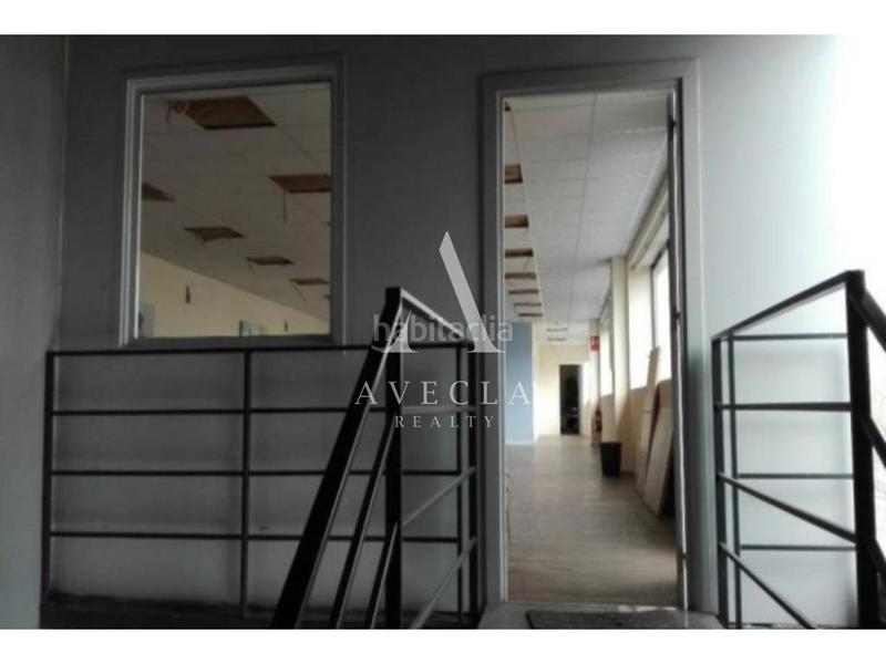 Foto 7798556b-f5e1-44c4-9f4e-27ef57b78c8a. Lloguer nau industrial a número 3 de la zona franca 1 a Barcelona