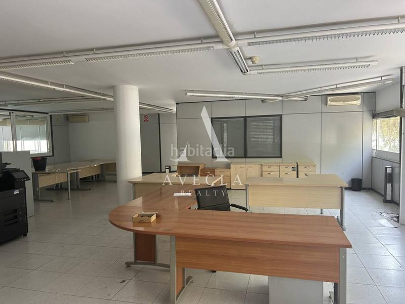 Foto bbb3dd75-1cfc-420e-bcff-6a7f6547456a. Location bâtiment à usage industriel dans abat escarré 2 dans Mataró