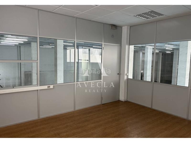 Foto 8831f921-4ee9-4c05-866b-d59dc26ef75c. Rent industrial building in abat escarré 2 in Pla d'en Boet Mataró