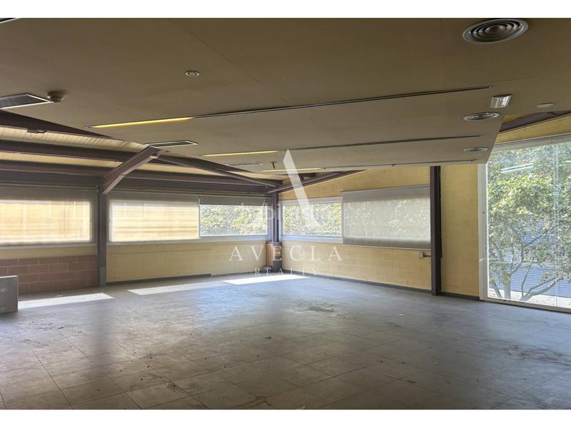 Foto c9a8f8f2-f04f-42bf-ae9a-8af81157e894. Rent industrial building in abat escarré 2 in Pla d'en Boet Mataró
