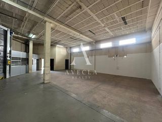 Lloguer Nau industrial a Calle motors 256. Nave industrial en alquiler en lhospitalet de llobregat