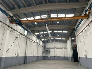 Location Bâtiment à usage industriel à Ter 12-14. Nave industrial en alquiler en sant cugat