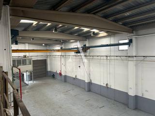 Location Bâtiment à usage industriel à Ter 12-14. Nave industrial en alquiler en sant cugat