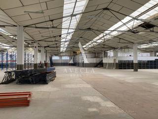 Location Bâtiment à usage industriel à Málaga 10. Nave industrial en alquiler en sant boi de llobregat
