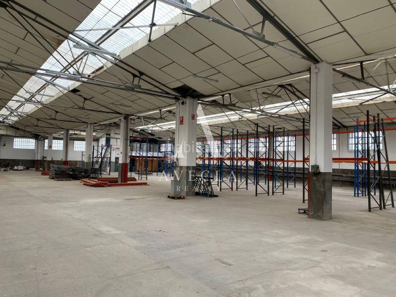 Foto 86c022fb-e6e5-4edb-b6f5-56fb297a0383. Location bâtiment à usage industriel dans málaga 10 dans Sant Boi de Llobregat
