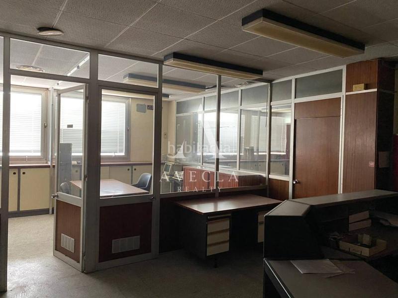 Foto b4539a8f-0eb7-4292-a78b-36cf51f42526. Rent industrial building in málaga 10 in Casablanca Sant Boi de Llobregat