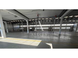 Miete Fabrikhalle in Farmàcia 6. Nave industrial en alquiler en llinars park