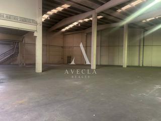 Bâtiment à usage industriel à Ter 6. Nave industrial en venta sant cugat del vallès.