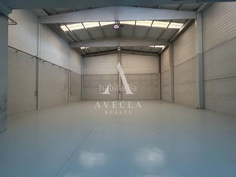 Foto 8c38fab7-e383-4174-aa34-d8c71612e52d. Alquiler nave industrial en santiago rusiñol 10 nave industrial en alquiler en Polinyà