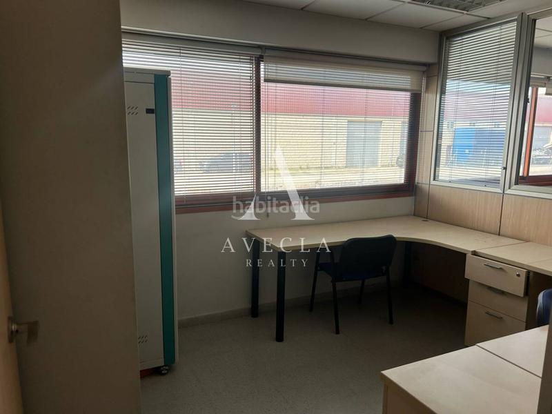 Foto 02081917-ef9a-45bd-8226-077f958cbd36. Rent industrial building in santiago rusiñol 10 in Polinyà