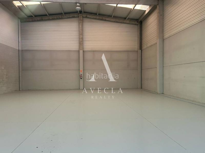 Foto 45b031ee-1c1c-4258-aff2-593cda3317f7. Rent industrial building in santiago rusiñol 10 in Polinyà