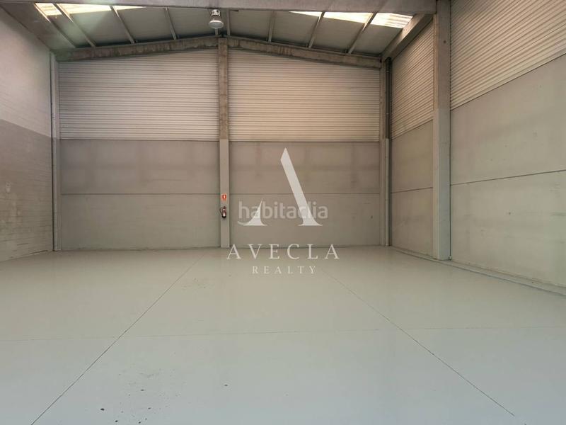 Foto 39104698-dc04-471d-a8a4-983868583e33. Nau industrial a santiago rusiñol 10 a Polinyà