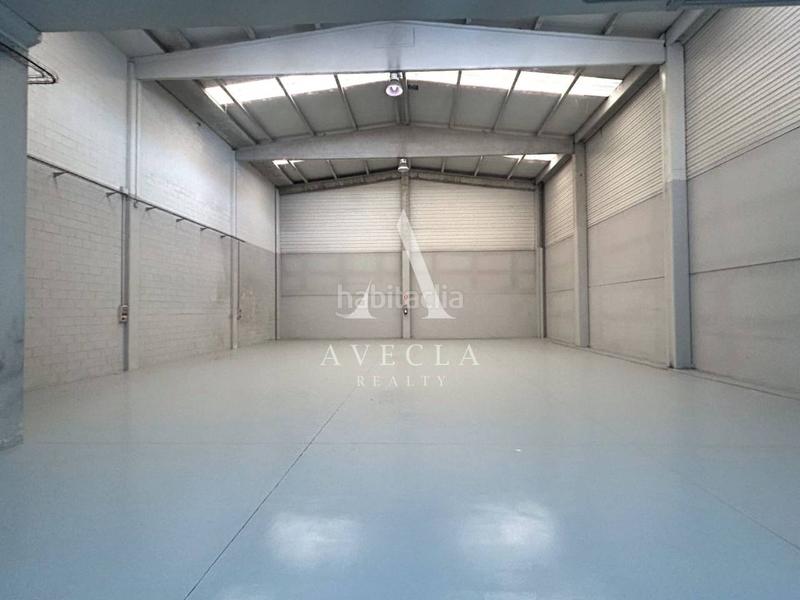 Foto d5dbd5d7-3427-46b8-a604-3a000a1728be. Nau industrial a santiago rusiñol 10 a Polinyà