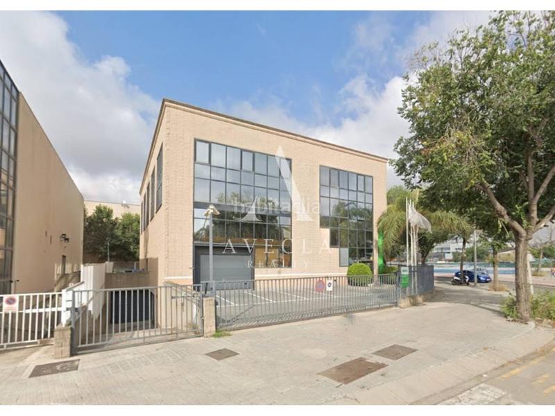 Foto a2d2e462-3465-442d-875c-88b6226a24f7. Rent industrial building in rafael barradas 6 in Granvia LH Hospitalet de Llobregat (L´)