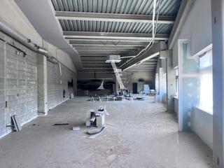 Lloguer Nau industrial a Chopin 6. Nave industrial en alquiler en rubí