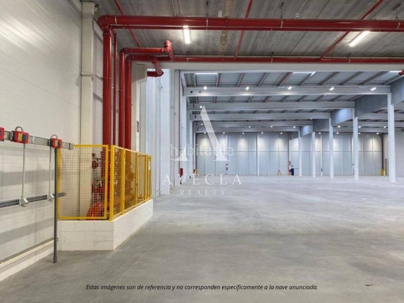 Foto 431b86df-9669-4a6f-90bf-63c5dd70be7b. Rent industrial building in chopin 6 in Zona Industrial Rubí