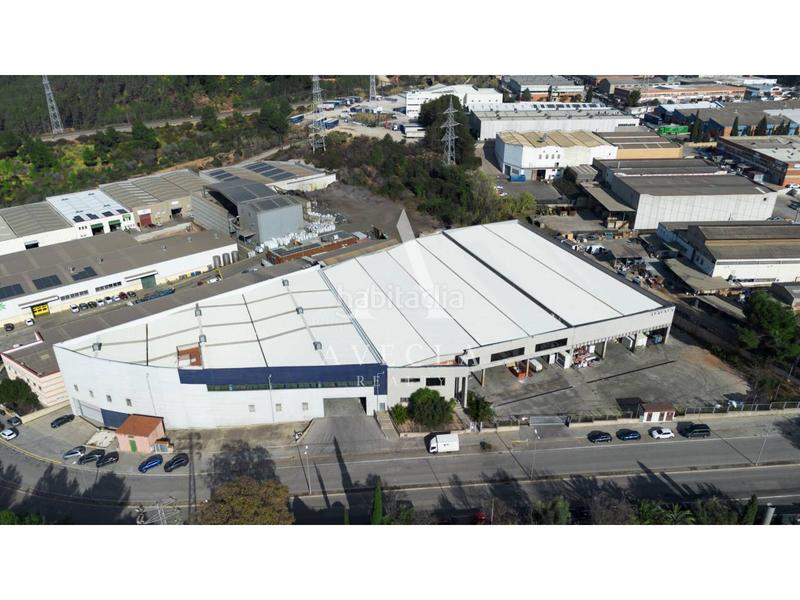 Foto e52dd936-9ab5-4e03-8727-84e95f9a8233. Rent industrial building in chopin 6 in Zona Industrial Rubí