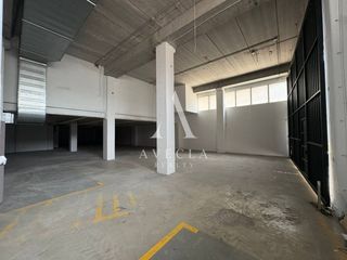 Miete Fabrikhalle in Calle tècnica 15. Nave industrial en alquiler en badalona