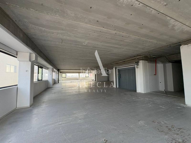 Foto 52ef5b93-e661-46e9-a19f-7cb13c214d87. Rent industrial building in tècnica 15 in Montigalà Badalona