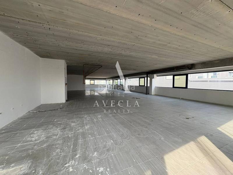 Foto 8b69e797-12e7-4fae-8895-413f29c85e26. Rent industrial building in tècnica 15 in Montigalà Badalona