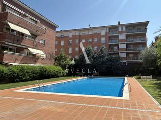 Piso en Carles riba 16. Piso en venta en sant cugat del vallès