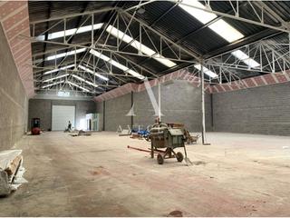 Lloguer Nau industrial a Osona 1. Nave en alquiler en les franqueses