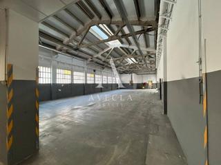 Industrial building in Marconi 66