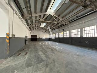 Industrial building in Marconi 66